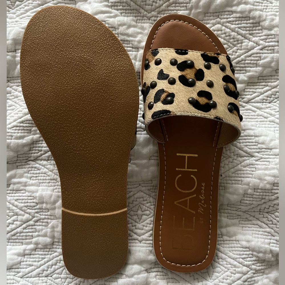 Sandals - Picture 2 of 4